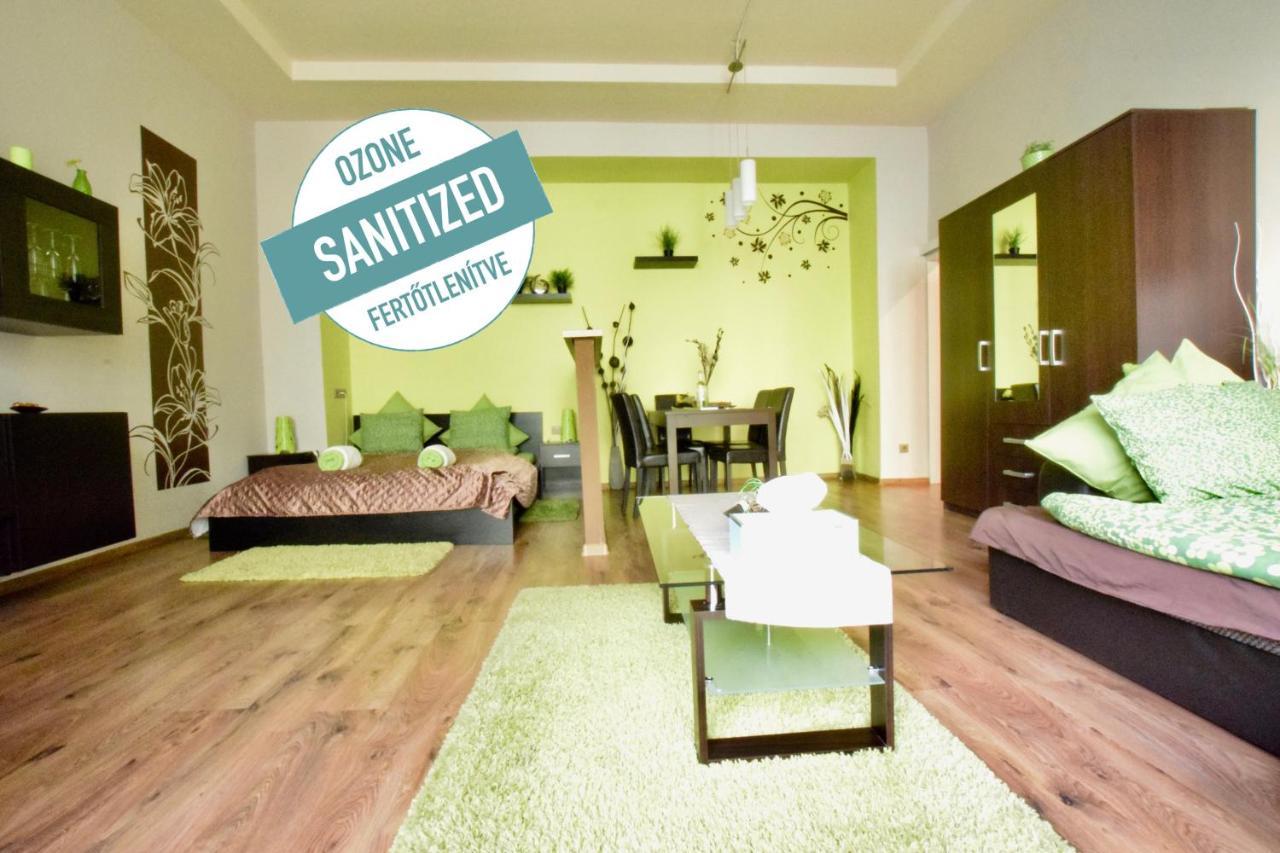 Standard Apartment By Hi5 - Feherhajo Budapest Exteriör bild