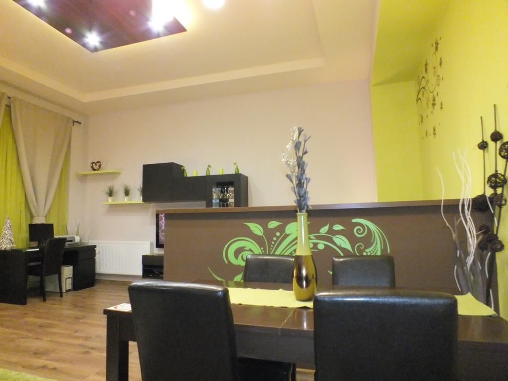 Standard Apartment By Hi5 - Feherhajo Budapest Rum bild